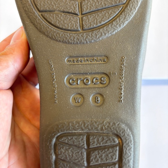 Crocs Rhonda Women’s Slip On Wedges Brown SZ 8 - Picture 8 of 8